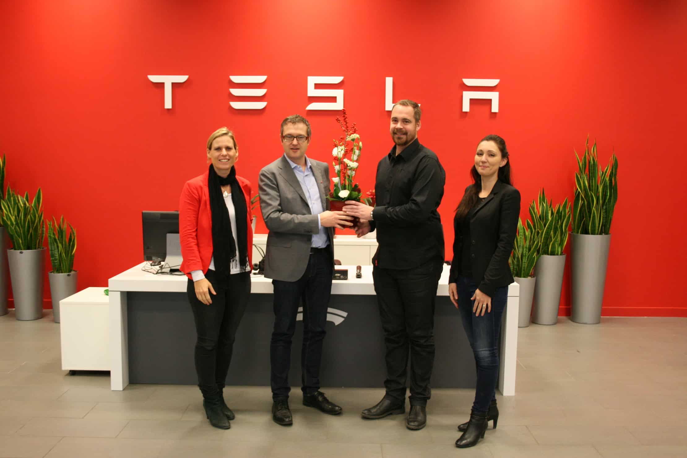 Läs mer om artikeln Välkommenbesök hos Tesla Motors – 5 december
