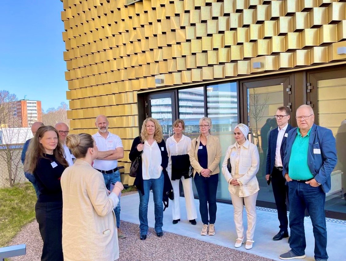 Läs mer om artikeln Silver Life bjöd på lunch och rundvandring