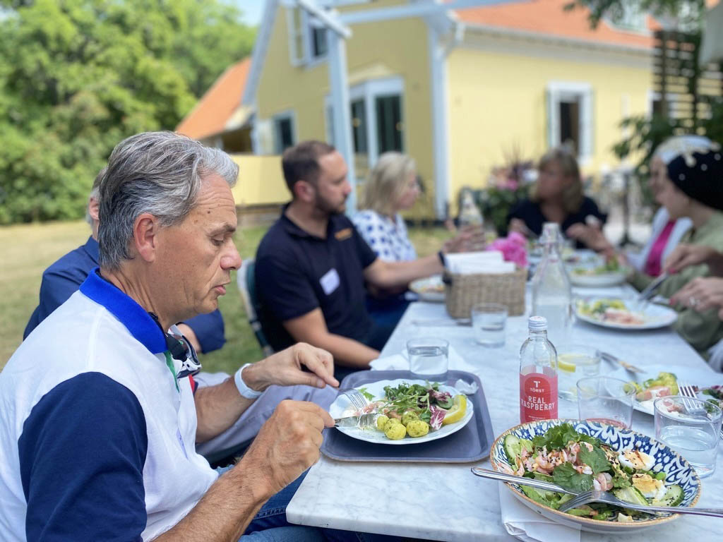 Läs mer om artikeln Sommarlunch på Café Villa Ed